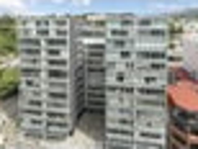 FAMILY SIZED APARTMENT $795,000