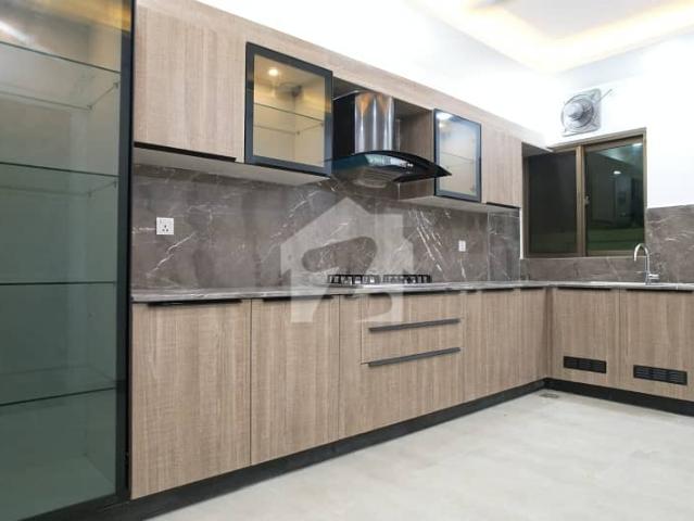 Spacious Facing Park House Is Available In Askari 5 For sale