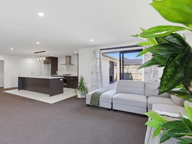 Spacious Five Bedroom Family Home with Dual.