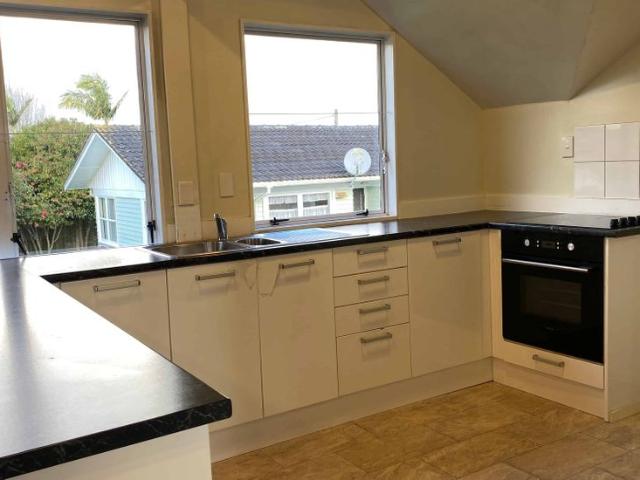 Spacious Four Bedroom Family Home Great Location!