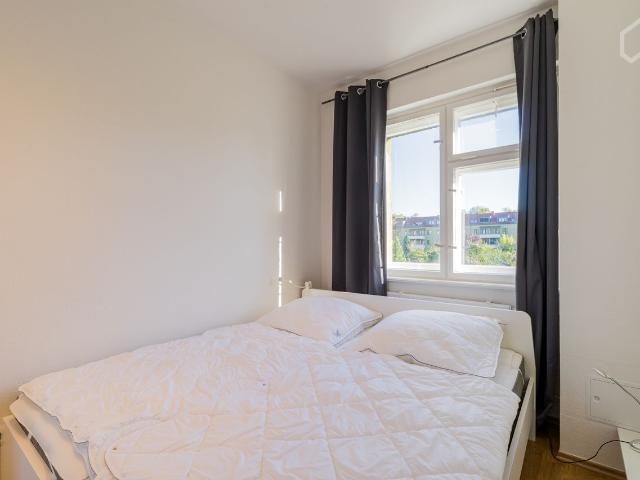 Spacious flat Borsigwalde, Berlin Amsterdam Apartments for Rent