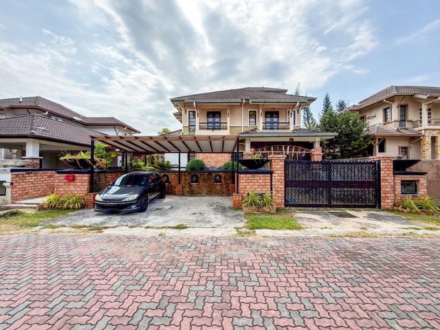Spacious Freehold Double Storey Bungalow Laman Kekwa Nilai Impian