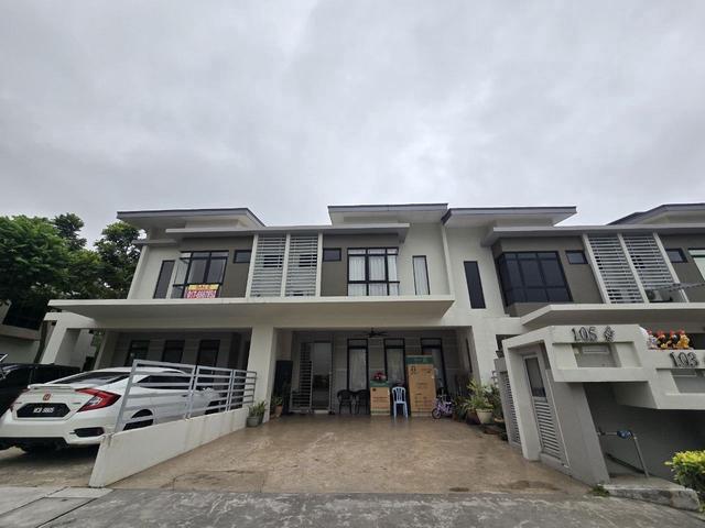 Spacious Fully Furnished Maple Residence Cyberjaya