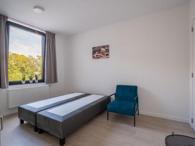 Spacious, furnished student room!