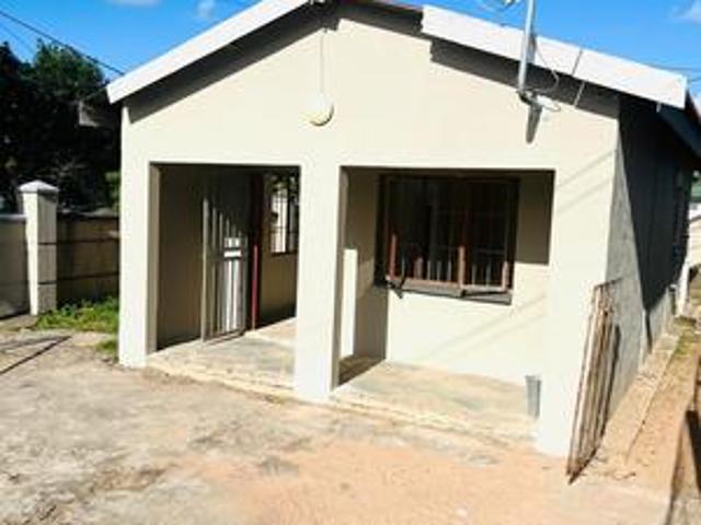 spacious garden cottage