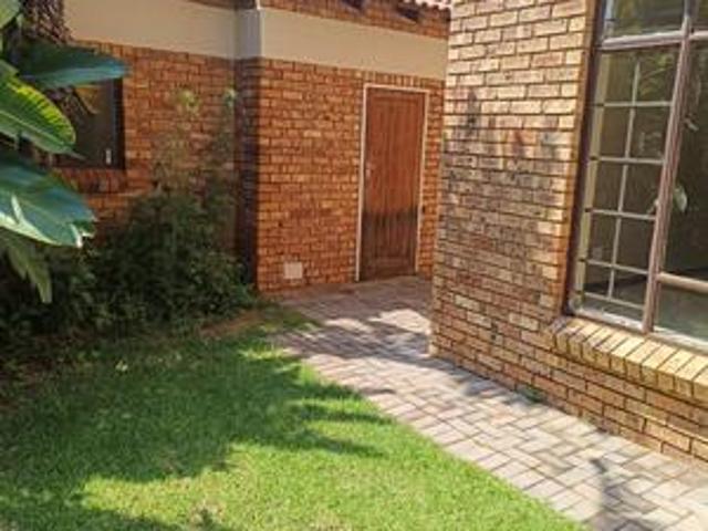 spacious ground floor unit on the ma.