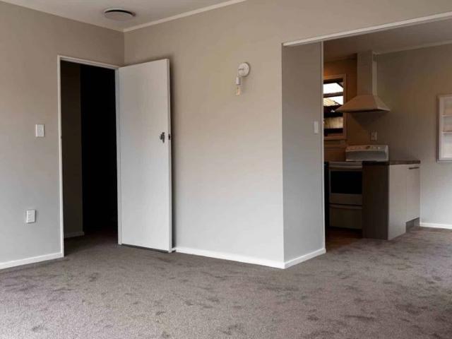 Spacious Home in Central Orewa
