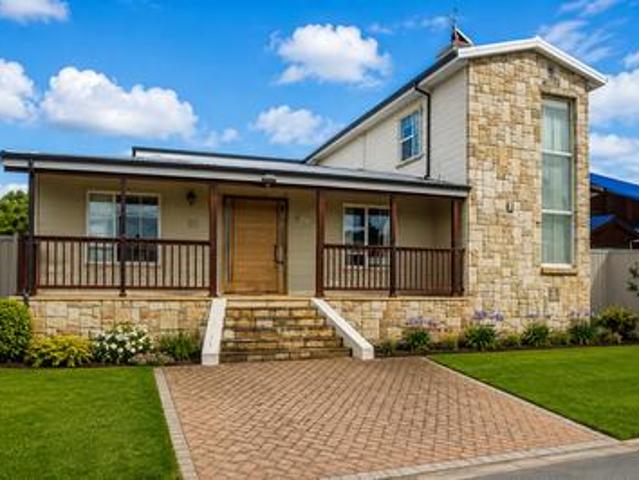 spacious home within walking distanc.