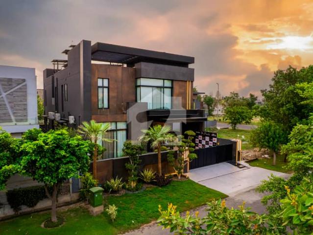 Spacious House Is Available For Rent In Ideal Location Of DHA Phase 5