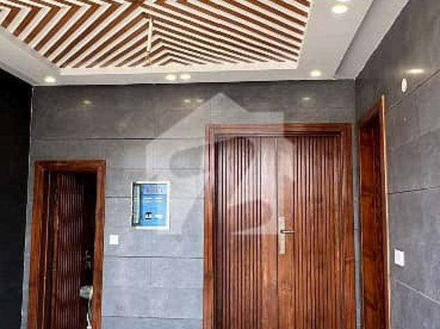 Spacious House Is Available For Sale In Ideal Location Of Wapda City