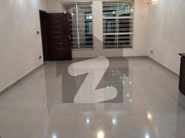 Spacious House Is Available In I 8/2 For rent