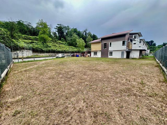 SPACIOUS LAND 6600 SQFT CORNER BUNGALOW Taman Bukit Kuang Perdana