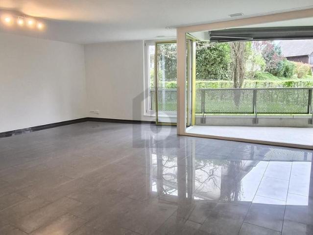SPACIOUS LAYOUT IN THE CITY