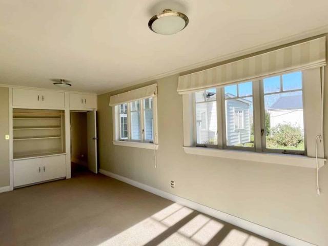 Spacious Lifestyle Living in Dairy Flat