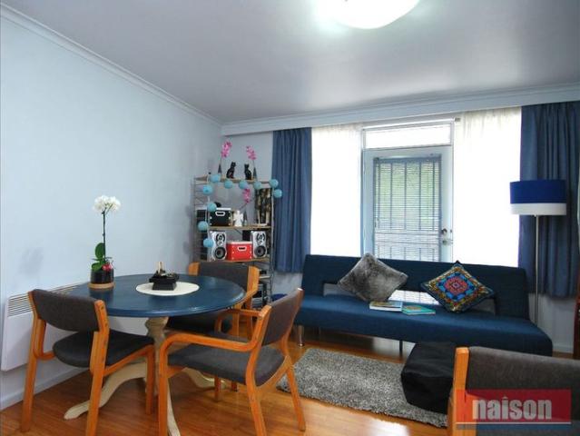 Spacious Light Filled Apartment In Excellent Location