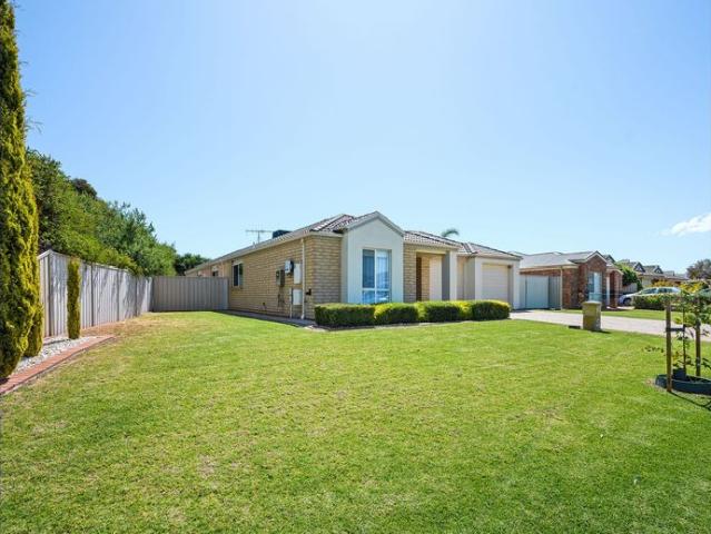 Spacious Living & Side Gate Access & Solar!