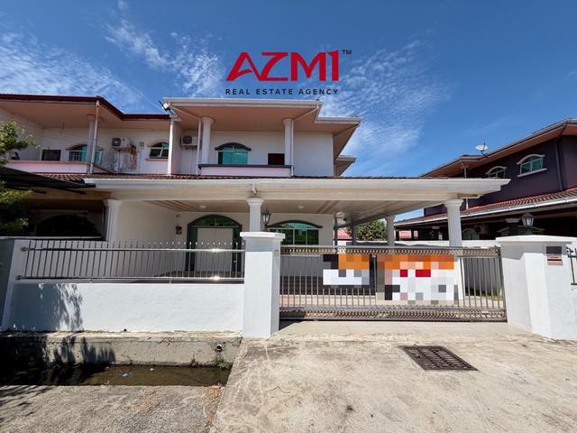 Spacious Living Room Jln Maigold Double Storey Terrace Corner Senadin