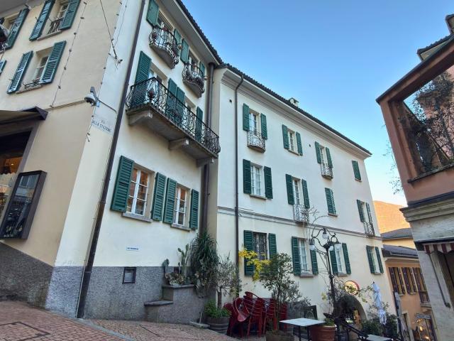 Spacious luxury apartment in the heart of Lugano