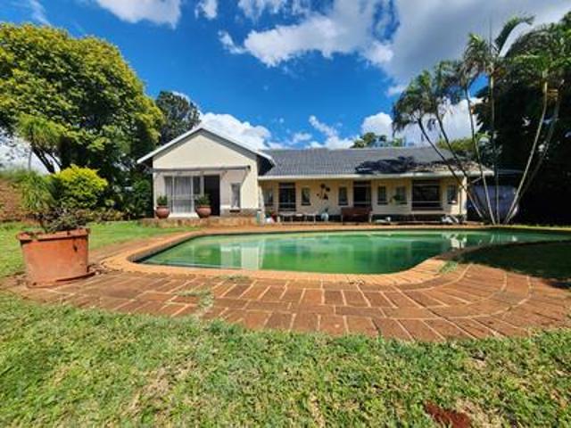 spacious magalieskruin family home w.