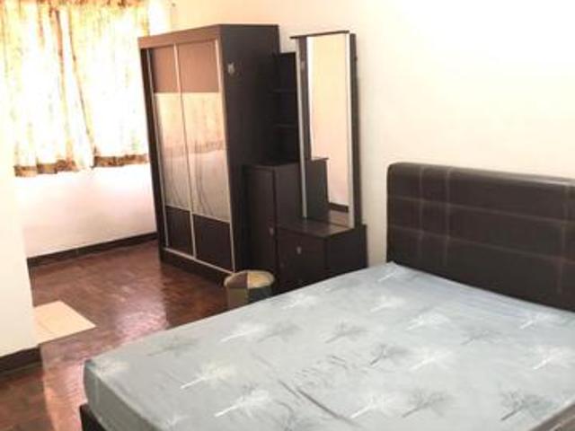 Spacious Makmur Apartment Bandar Sunway