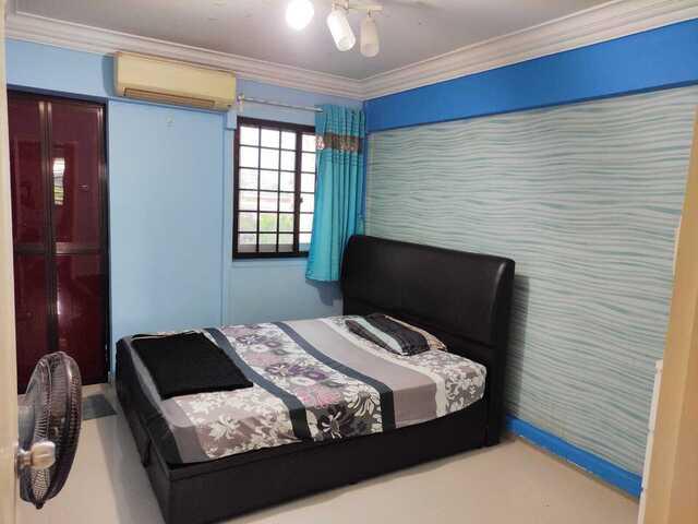 Spacious Master Bedroom @ Clementi – S$1,450/month