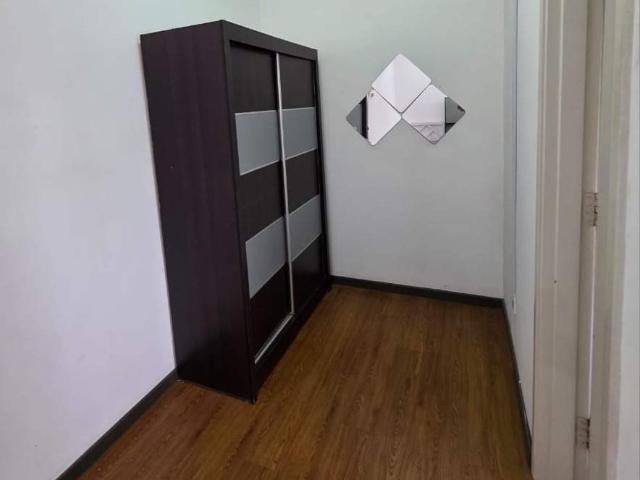 Spacious Master Room with Private Bathroom Kemuning Utama | 3–5 mins to Lotus’s Bukit Rimau