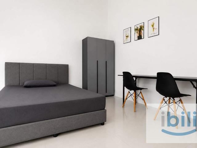 Spacious Master Room For Rent @ Carnation Villa, Bukit Minyak