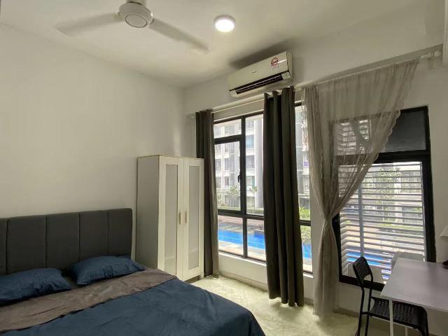 Spacious Middle Room w privacy FREE Utilites & Cleaning Utropolis Glenmarie, Shah Alam