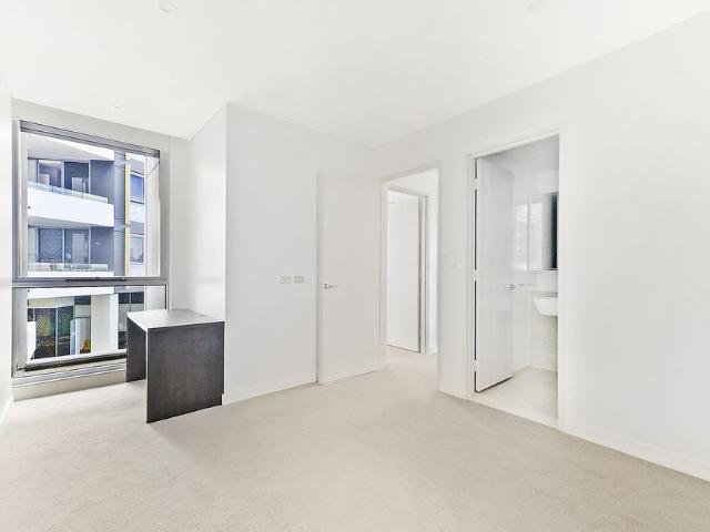 SPACIOUS & MODERN 2 BEDROOMS UNIT IN RYDE