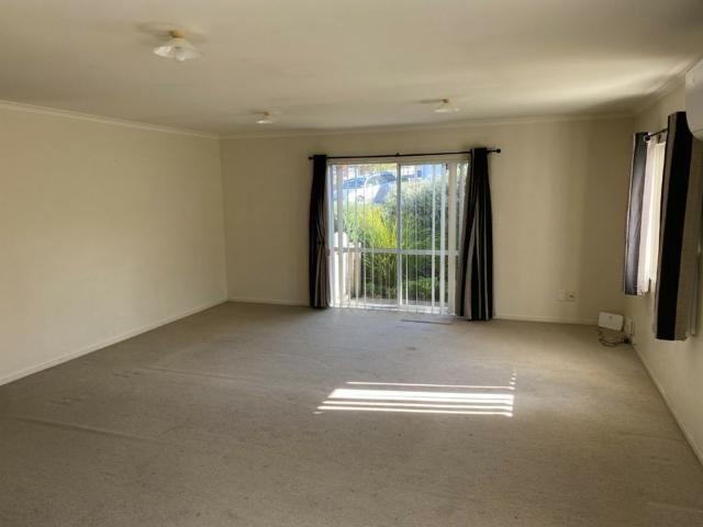 Spacious Modern Family Living in Huntly