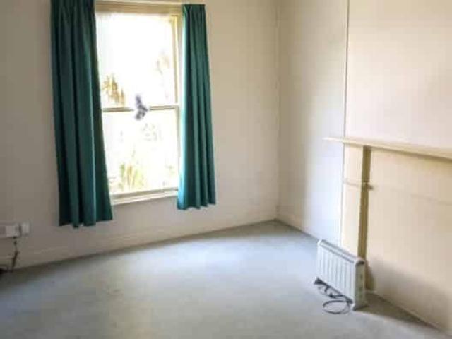Spacious One Bedroom Unit 2026