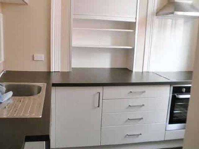 Spacious One Bedroom Living Close to the Octagon