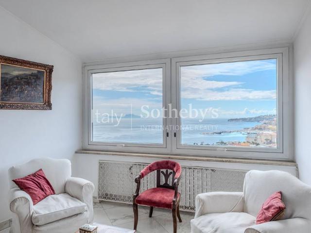 Spacious panoramic apartment in Parco Grifeo