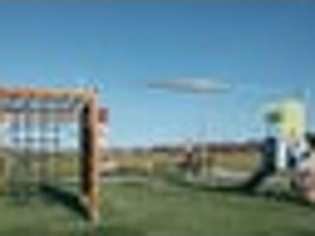 Spacious Parklands Sections