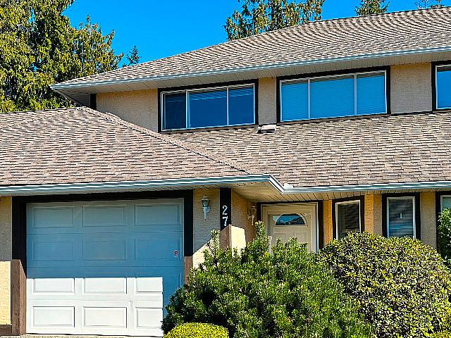 Spacious Parksville Townhouse For Sale: Open House Sun Dec 29