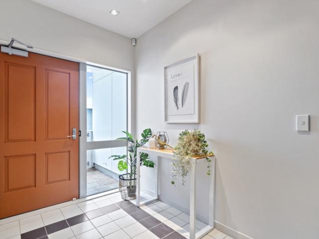 EXCELLENT INVESTMENT IN MOUNT VICTORIA