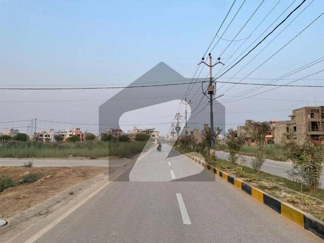 Spacious Prime Location 120 Square Yards Residential Plot Available For Sale In Sector 31 Punjabi Saudagar City Phase 2