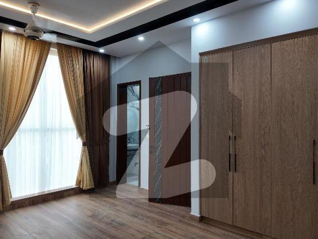 Spacious Prime Location House Is Available For sale In Ideal Location Of Bismillah Housing Scheme Iqbal Block