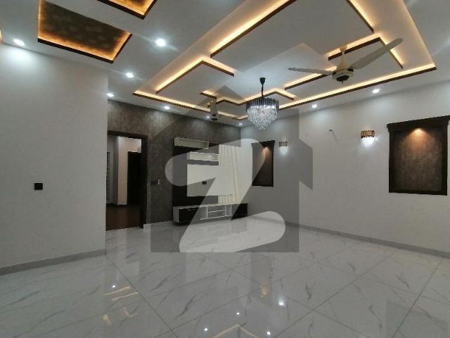 Spacious Prime Location House Is Available For sale In Ideal Location Of LDA Avenue