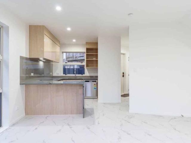 Spacious Quality living | 2 bed 2 bath