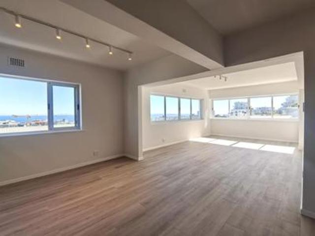 spacious renovated 3 bedroom apartme.