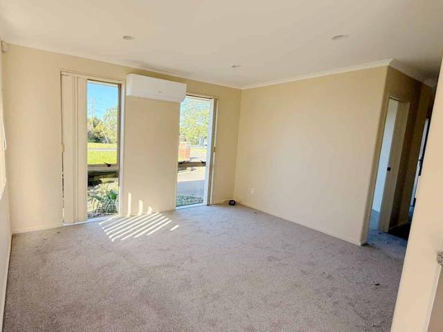 Spacious Renovated Family Home in Northcross
