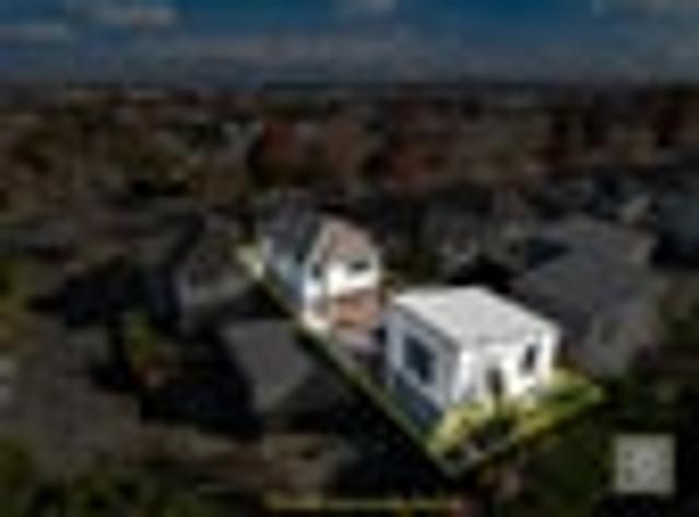 Spacious Renovated Solid home with a Loft!