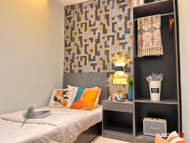 Spacious room near LRT, perfect for students or professionals! 13 Min Taylor's University Lakeside Campus