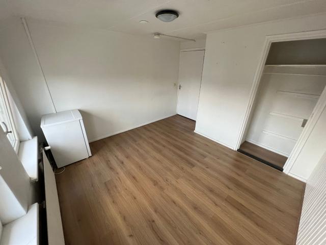 SPACIOUS ROOM CLOSE TO CITY CENTRE