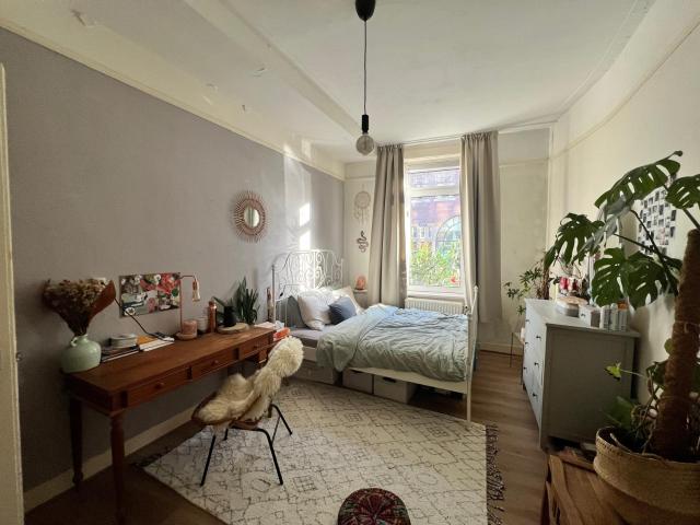Spacious room in Oud Zuid