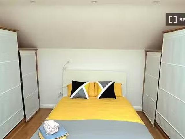 Spacious room in shared apartment in Portersfield, Dublin