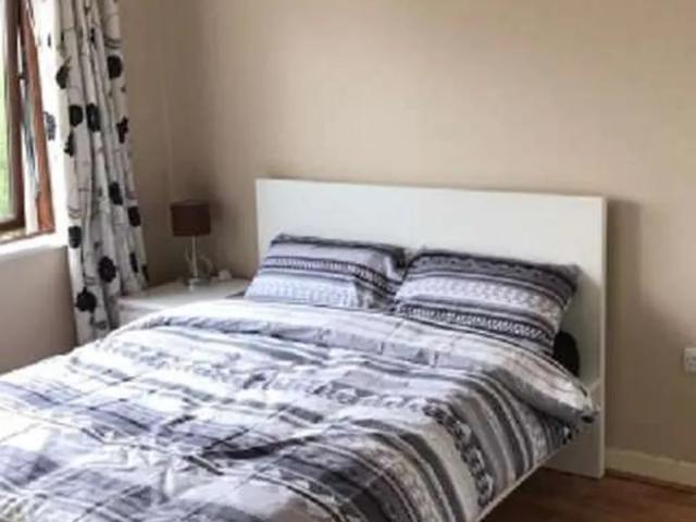 Spacious room in 3 bedroom apartment, Blanchardstown, Dublin