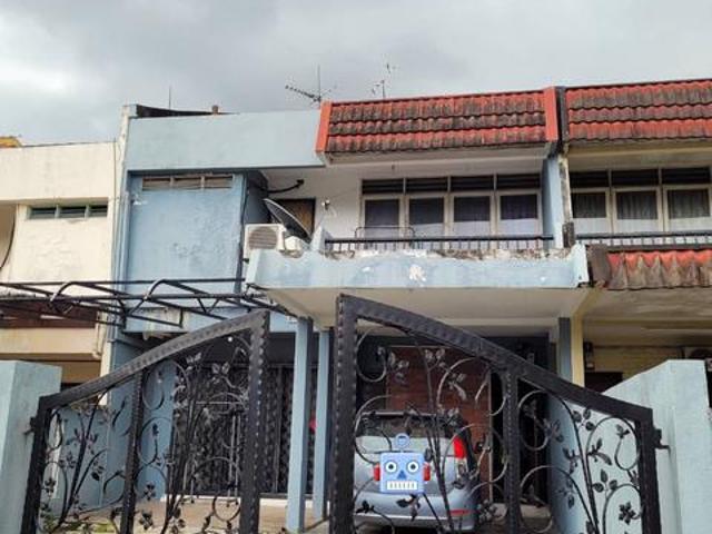 SPACIOUS Rumah Teres 2 Tingkat AU2C Taman Sri Keramat KL