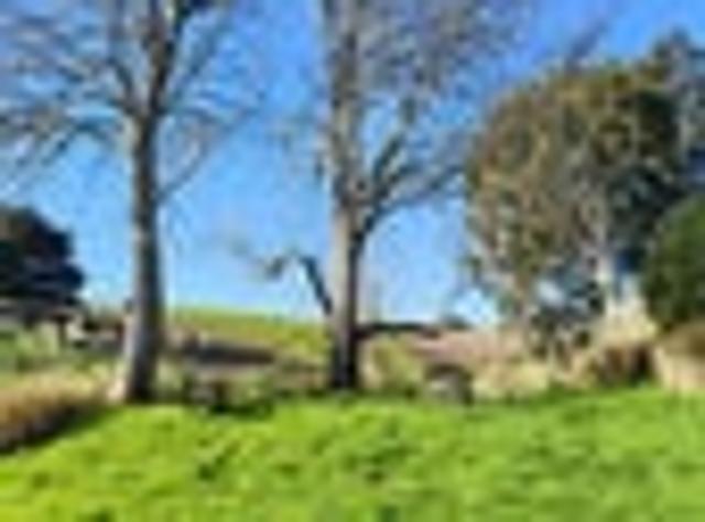 Spacious sanctuary, rural soul, township access